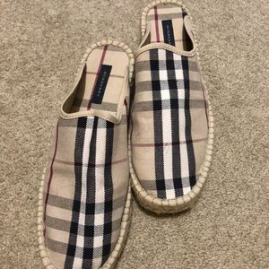 Burberry Espadrille flats